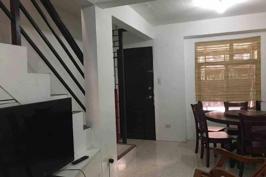 Buder Townhouse Lias Marilao Bulacan Philippines Dış mekan fotoğraf